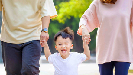 Free summer activity ideas for families tips.jpg