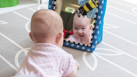 Early years activity: Mirror Faces