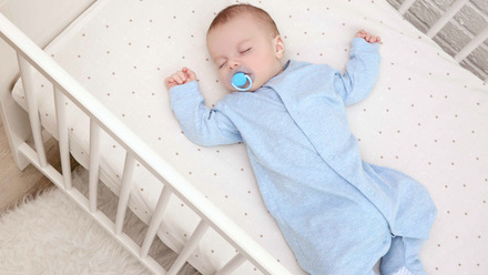 Supporting parents with childrens dummy use.jpg